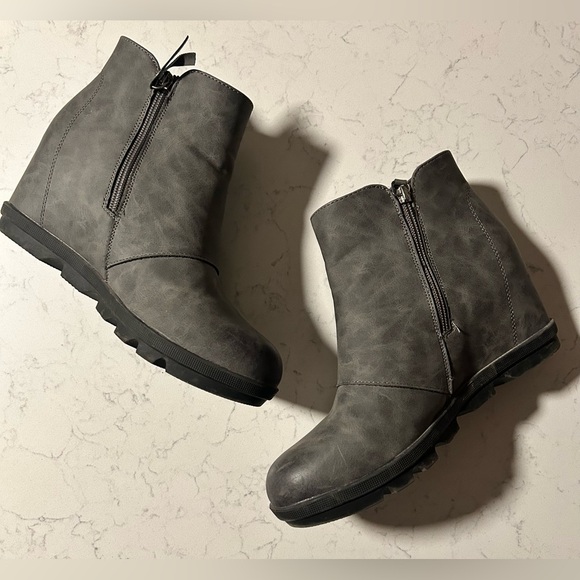 Athlefit Waterproof Gray Wedge Ankle Boots Size 9 - Picture 8 of 15